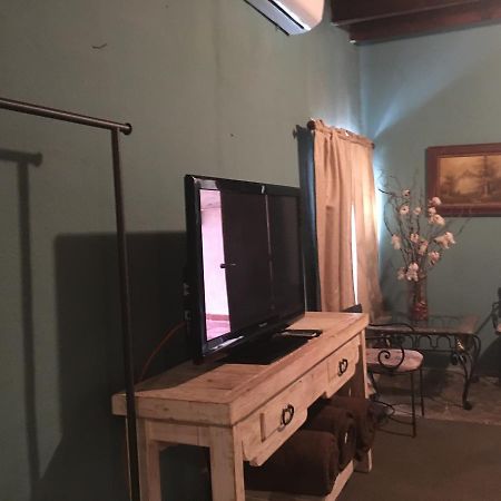 Hostal Dona Carlota Hotel Cuatrociénegas de Carranza Екстериор снимка